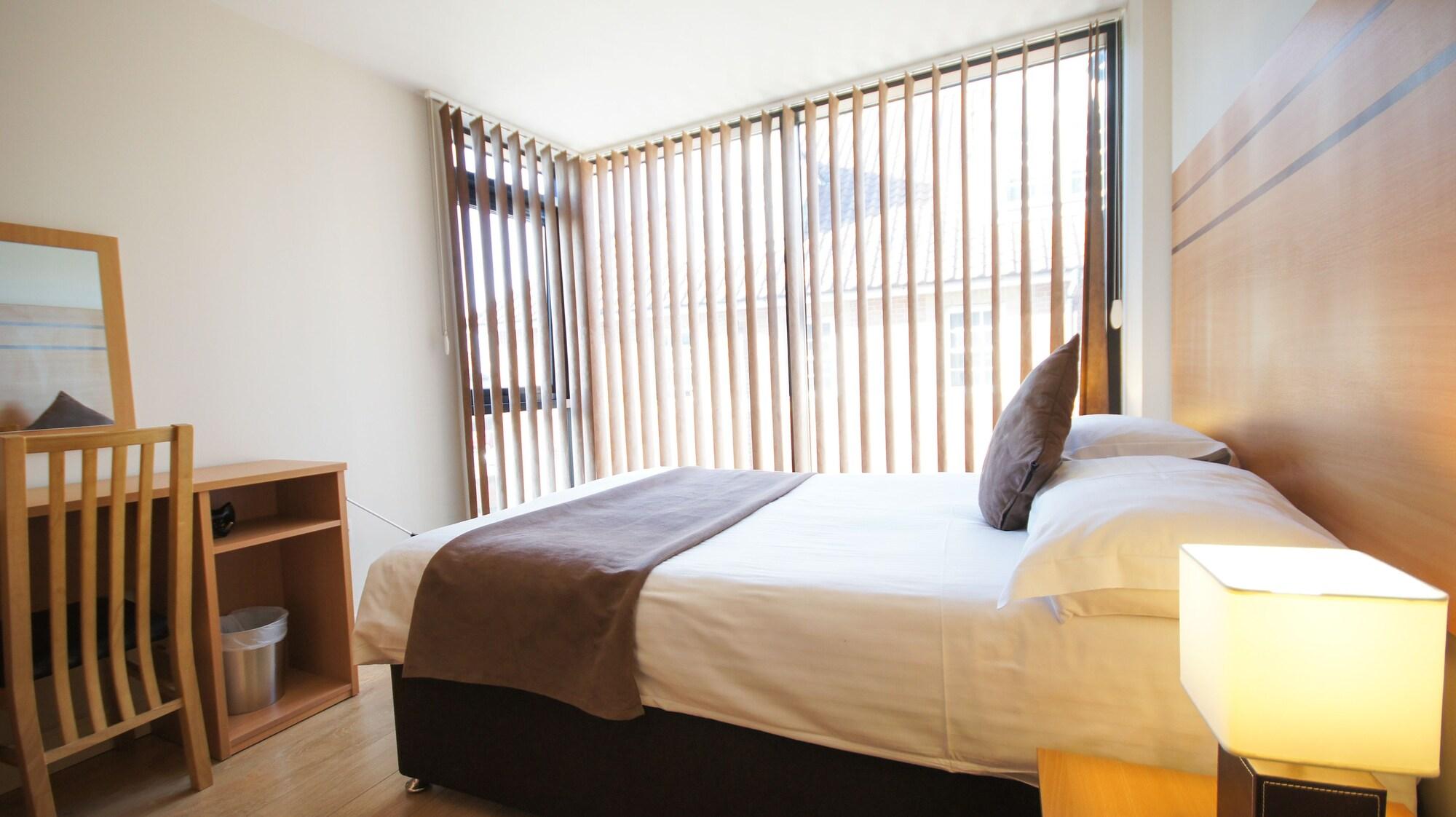 ครอมป์ตัน เฮ้าส์ อพาร์ทเมนท์ Apartment Edgware ภายนอก รูปภาพ