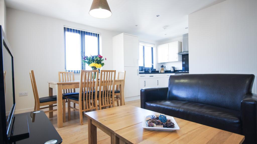 ครอมป์ตัน เฮ้าส์ อพาร์ทเมนท์ Apartment Edgware ภายนอก รูปภาพ
